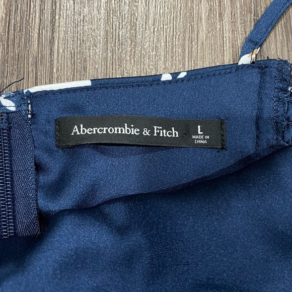 Abercrombie And Fitch Pleated Satin Blue White Floral V Neck Tank Crop Top Large - Picture 7 of 8